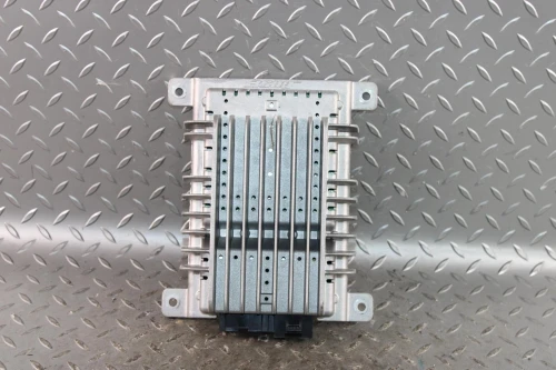 2005-2008 Nissan 350Z Bose Used OEM Audio Amplifier