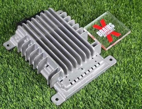 2003-2004 Nissan 350Z 28060CE405 Bose Premium Audio Used OEM Audio Amplifier