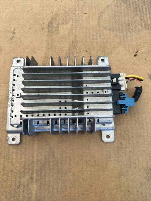 2003-2008 Nissan 350Z 28060CF41A Bose Used OEM Audio Amplifier
