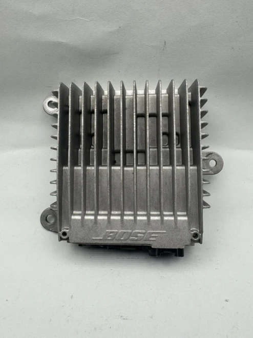 2018-2019 Nissan Leaf Bose Used OEM Audio Amplifier