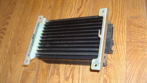 2005 Nissan Altima 280603Z700 Bose Used OEM Audio Amplifier