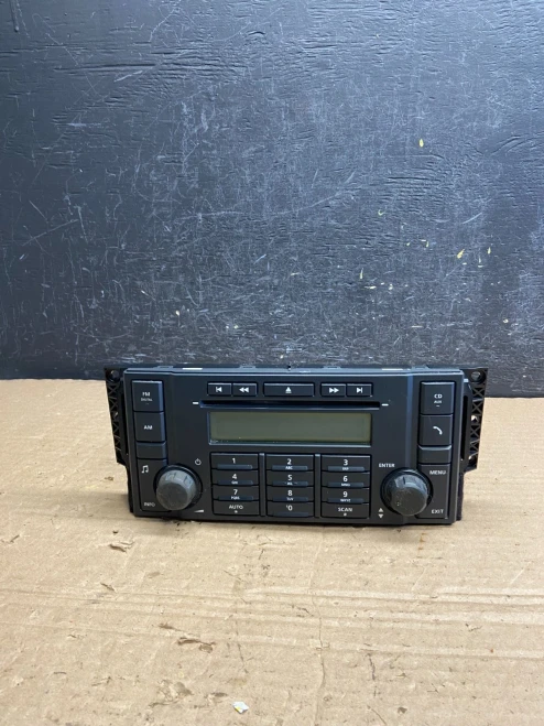 2008-2010 Land Rover LR2 Used OEM Audio Amplifier