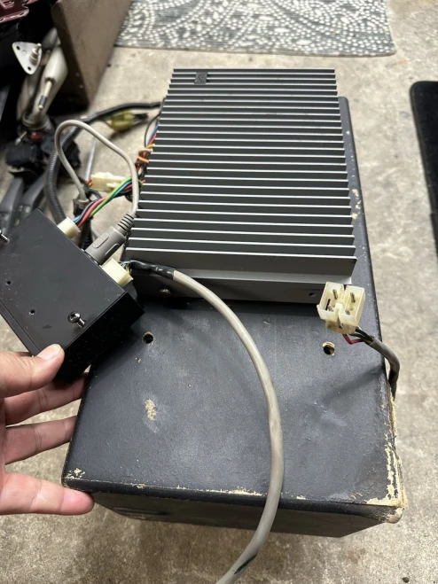 1992 Land Rover Range Rover Subwoofer Used OEM Audio Amplifier