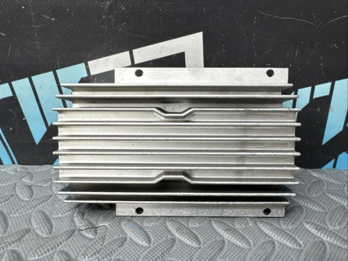 2003-2005 Land Rover Range Rover XQK500070 Harman Kardon Subwoofer Used OEM Audio Amplifier