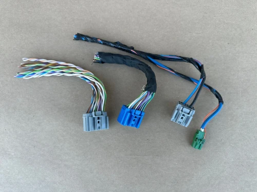 2019 Land Rover Discovery Used OEM Audio Amplifier