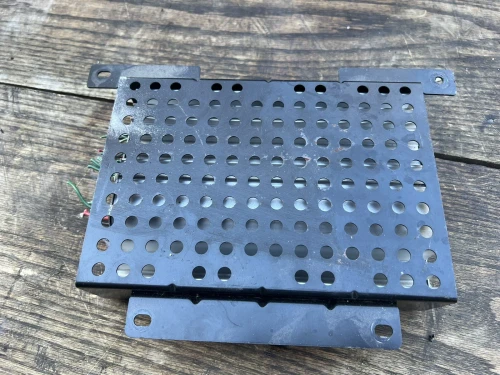2011 Land Rover Discovery AH2218C808AB Used OEM Audio Amplifier