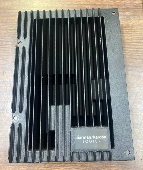 2010 Land Rover Discovery 8H4219C164BB Used OEM Audio Amplifier