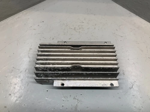 2009-2013 Land Rover Range Rover XQK500070 Harman Kardon Subwoofer Used OEM Audio Amplifier