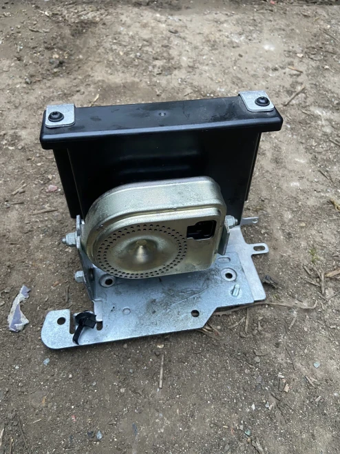 2016 Land Rover Discovery Used OEM Audio Amplifier