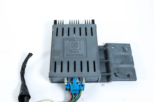 1993-2002 Pontiac Firebird 16186011 Used OEM Audio Amplifier
