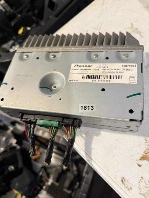 2007-2009 Pontiac Torrent 15870894 Used OEM Audio Amplifier