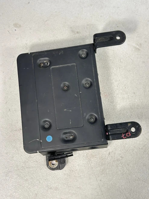 2011-2017 Volvo S80 30659583 Used OEM Audio Amplifier