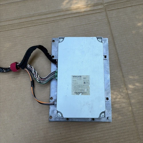 2010-2014 Volvo XC90 31310000 Used OEM Audio Amplifier