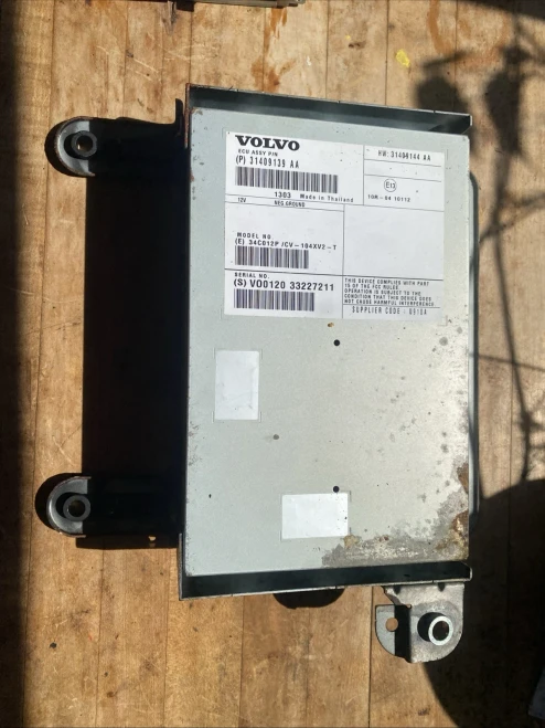 2011-2017 Volvo XC70 31409139 31409144 Used OEM Audio Amplifier