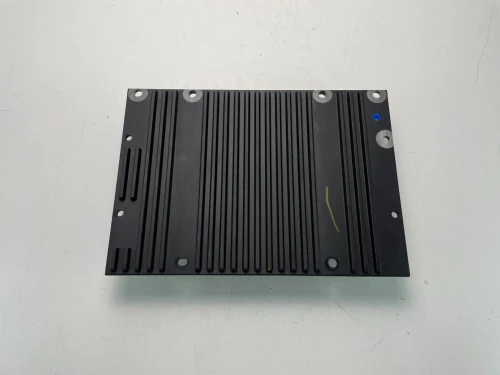 2010-2011 Volvo V50 31310002 Used OEM Audio Amplifier
