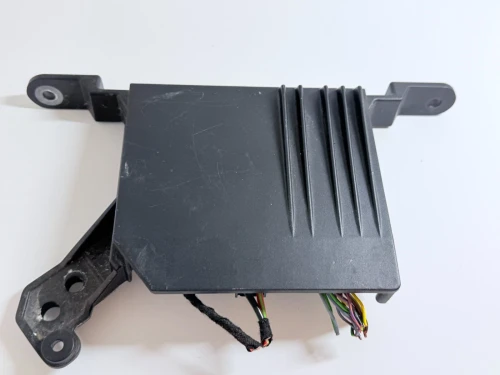 2023 Volvo XC90 32359503AA Used OEM Audio Amplifier