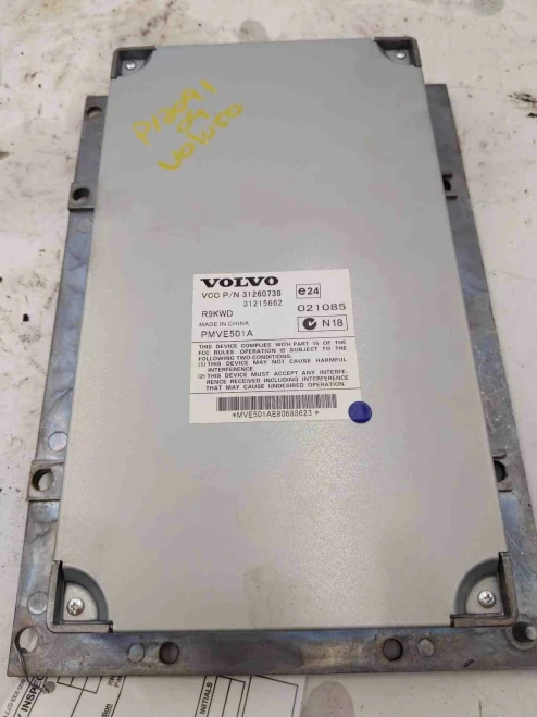 2005-2009 Volvo V50 31260738 Used OEM Audio Amplifier
