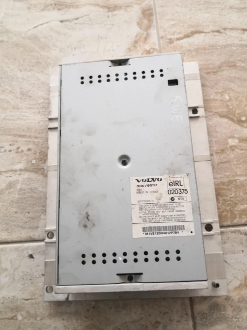 2005 Volvo V50 30679537 Used OEM Audio Amplifier