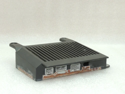 Volvo V70 36001097 Used OEM Audio Amplifier