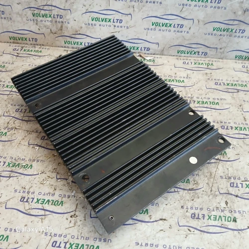 2004-2008 Volvo V40 30732486 Used OEM Audio Amplifier