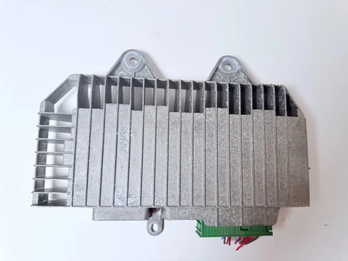 2009 Porsche Cayenne 7L5035465 Used OEM Audio Amplifier