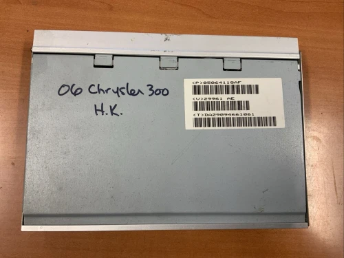 2006-2008 Chrysler 05064118AF Used OEM Audio Amplifier
