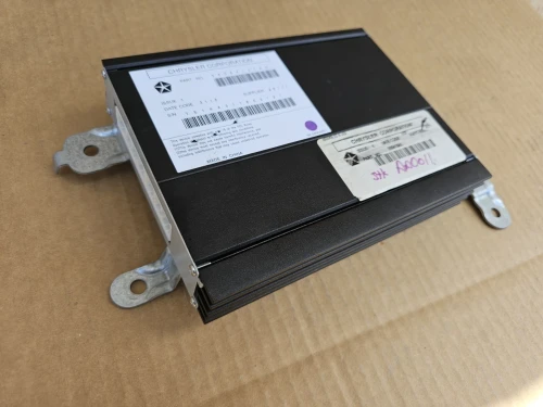 Chrysler 05064141AC 05064139AC Used OEM Audio Amplifier