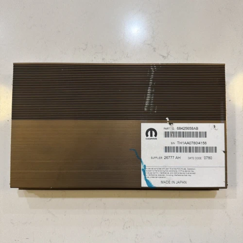 2019-2020 Chrysler 68425658AB Used OEM Audio Amplifier