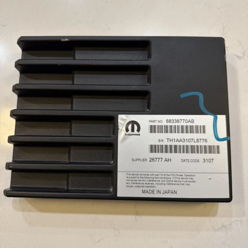 2017-2024 Chrysler Voyager 68338770AB Used OEM Audio Amplifier