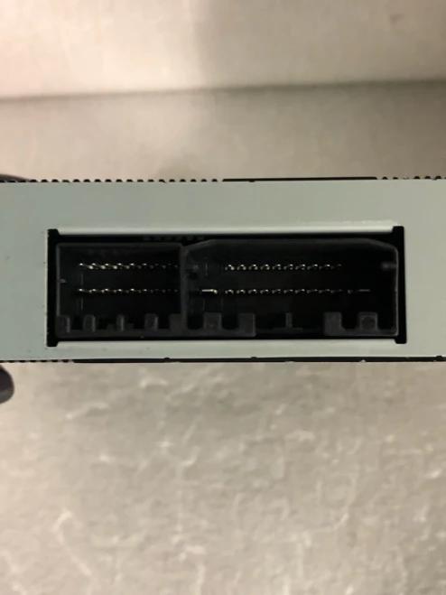 2015-2017 Chrysler 68267299AB Used OEM Audio Amplifier
