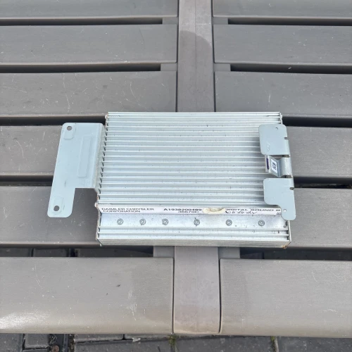 Chrysler Crossfire A1938200489 Used OEM Audio Amplifier