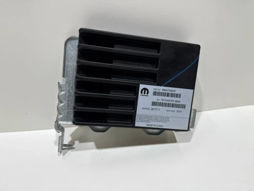 2017-2019 Chrysler Pacifica 68207345AF Used OEM Audio Amplifier