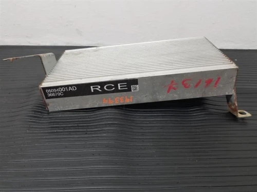 2005-2008 Chrysler Pacifica 5094001AD Used OEM Audio Amplifier
