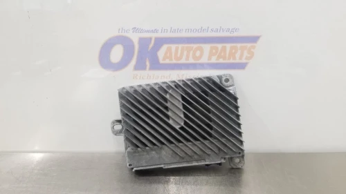GMC Sierra 23364898 Used OEM Audio Amplifier