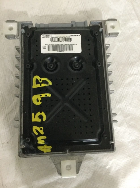 2008 GMC Yukon 15186661 Used OEM Audio Amplifier