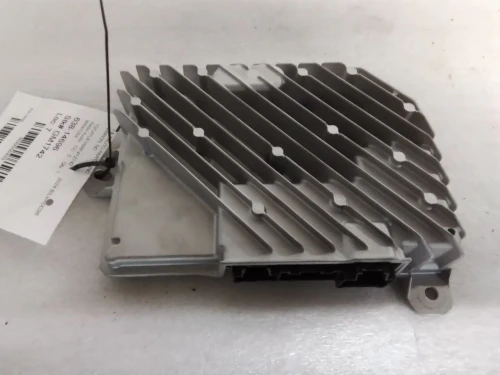 2021-2024 GMC Yukon XL 9 Speaker Used OEM Audio Amplifier