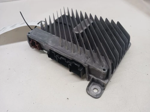 GMC Sierra 1500 11471160 Used OEM Audio Amplifier