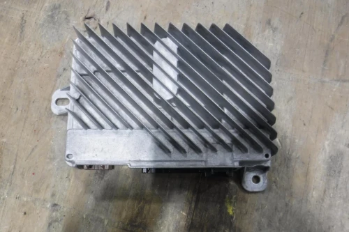 2015-2020 GMC Yukon XL 23183708 Bose Used OEM Audio Amplifier