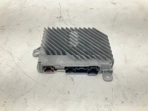 2015-2020 GMC Yukon XL Used OEM Audio Amplifier