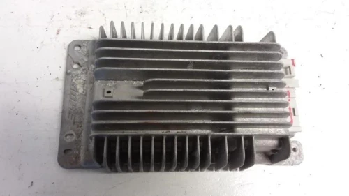 2003-2006 GMC Suburban 15267752 Used OEM Audio Amplifier