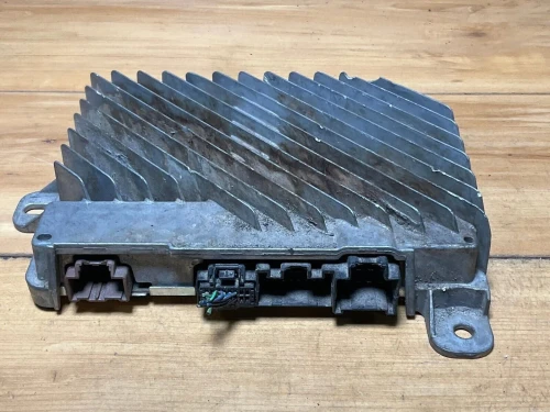 2017 GMC 84111299 Bose Premium Audio Used OEM Audio Amplifier