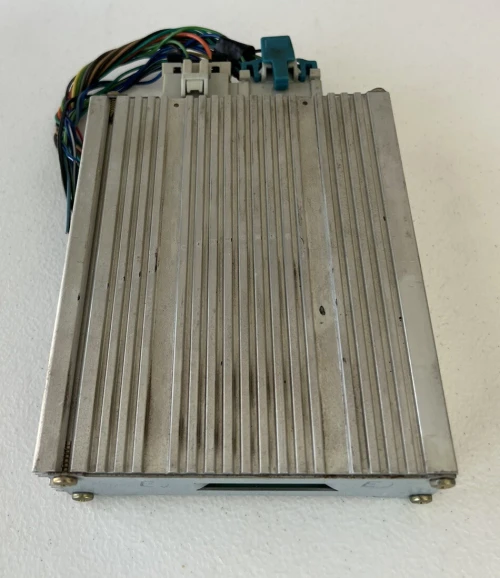 1999-2000 GMC Yukon Used OEM Audio Amplifier