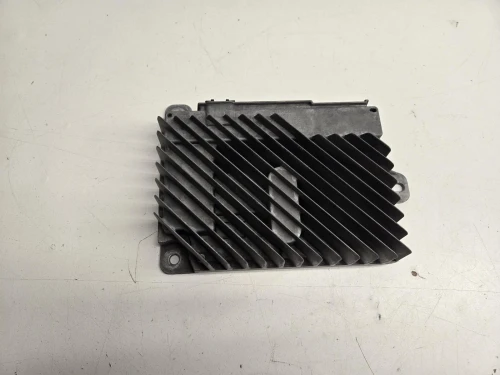 2016-2017 GMC Yukon XL 23364898 Used OEM Audio Amplifier