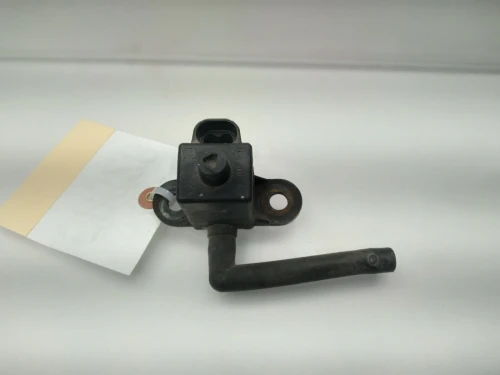 1996-1999 Chevrolet 5.7L Used OEM EVAP Vapor Charcoal Canister