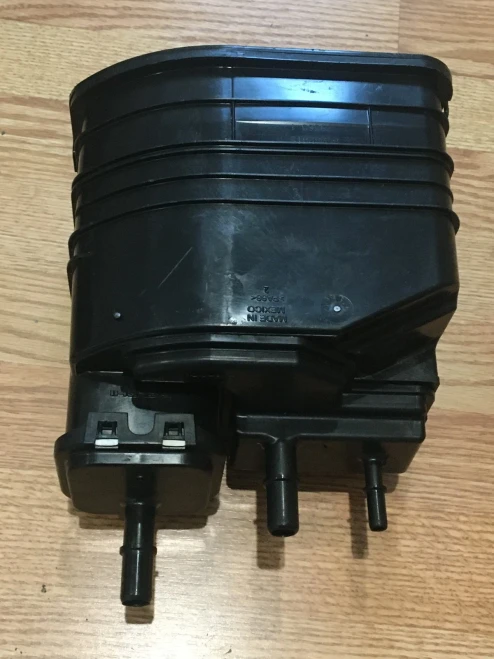 2014-2019 Chevrolet Camaro 84082815 Used OEM EVAP Vapor Charcoal Canister