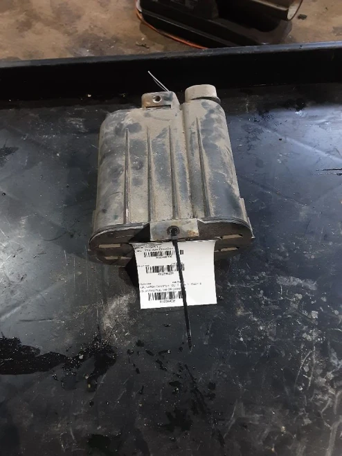 2008 Chrysler Sebring Used OEM EVAP Vapor Charcoal Canister