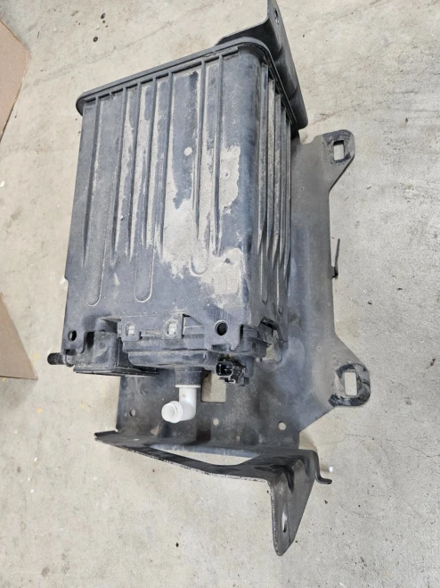 2017 Ford F-250 HC3Z9D653A Used OEM EVAP Vapor Charcoal Canister