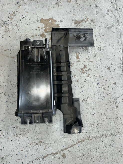 2013-2019 Ford Explorer Used OEM EVAP Vapor Charcoal Canister