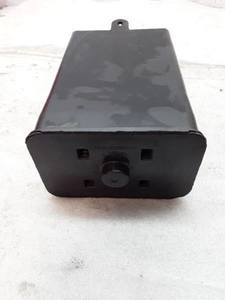 2003 Ford Expedition F5RX9D655AA 5.4L Used OEM EVAP Vapor Charcoal Canister