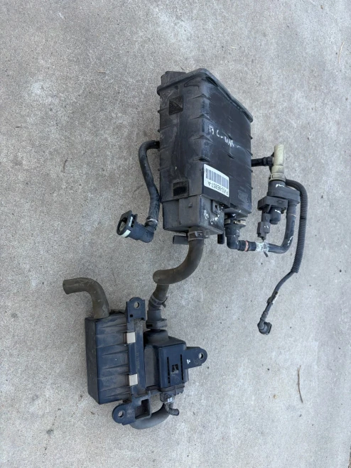 2013-2018 Ford 2.0L Hybrid Used OEM EVAP Vapor Charcoal Canister